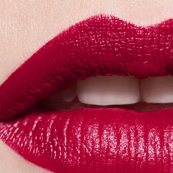 Chanel Rouge Allure Lipstick #99 (a soft blue red) - Picture 4 of 11